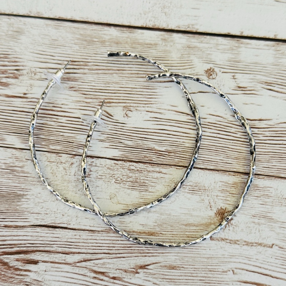 Free People Wandering Hoops - Picture 2 of 5